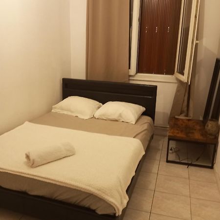Chambre Cour Apartment Fontaine  Екстериор снимка