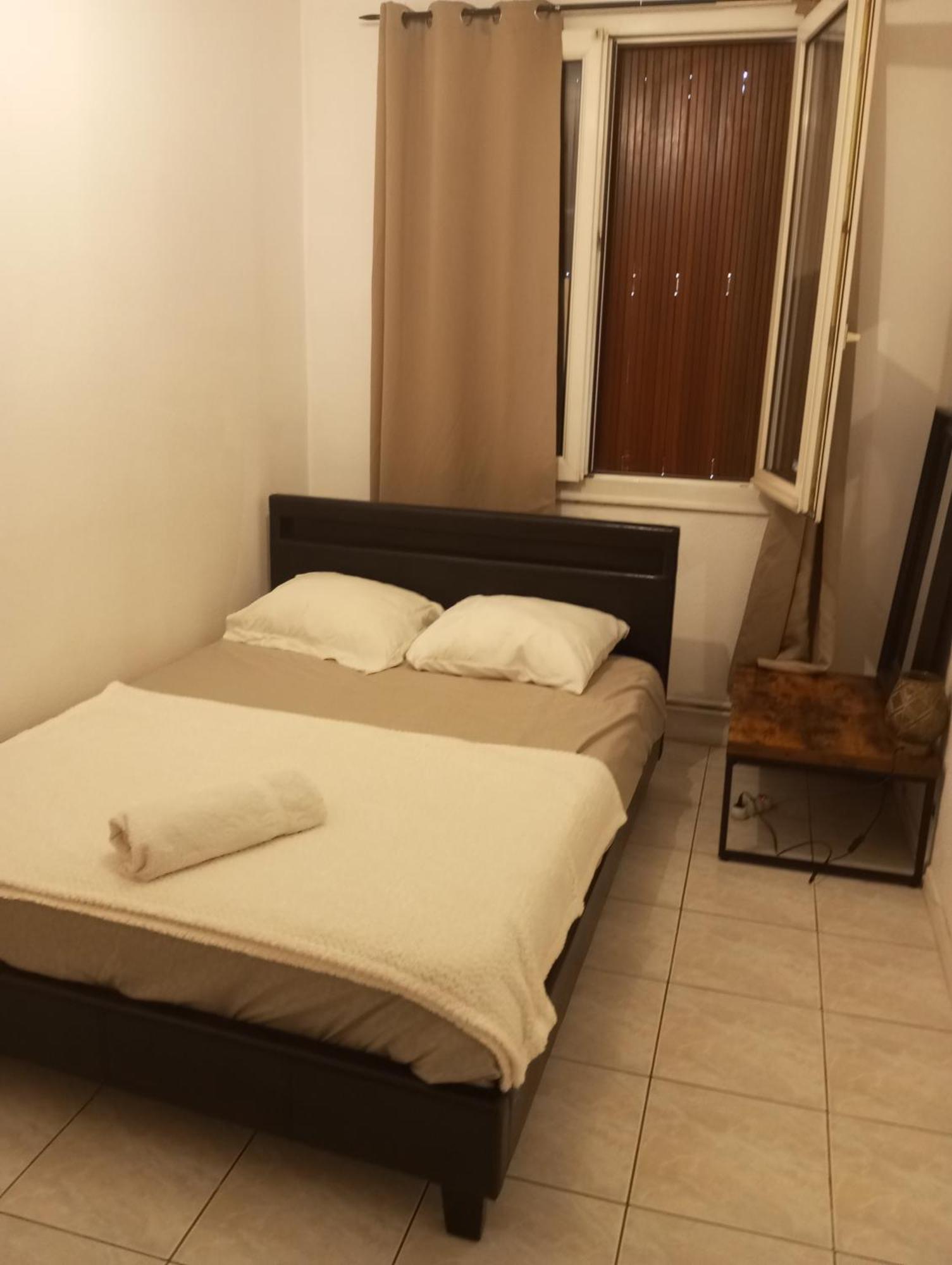 Chambre Cour Apartment Fontaine  Екстериор снимка